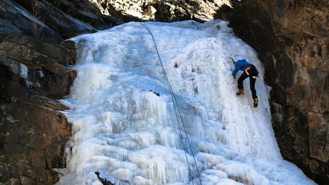 Tips for Making Your First or Nexst Ice Climb