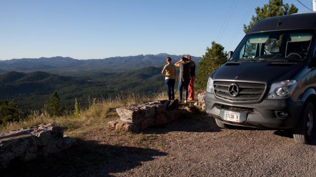 Black Hills Tour Company