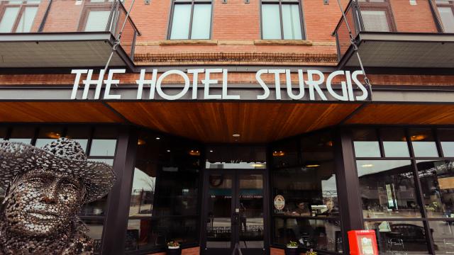 Hotel Sturgis Front