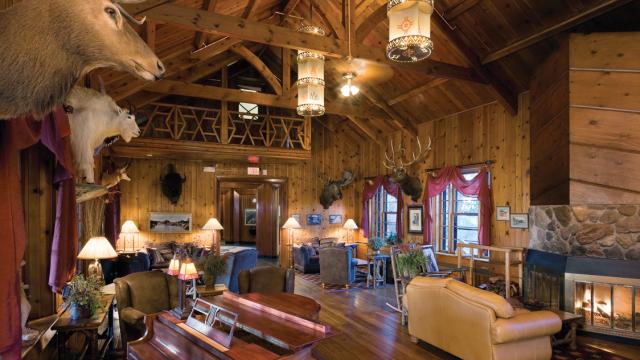 Sylvan Lake Lodge