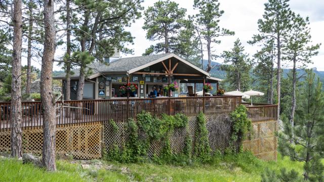 George's Grill at Rushmore Tramway Adventures