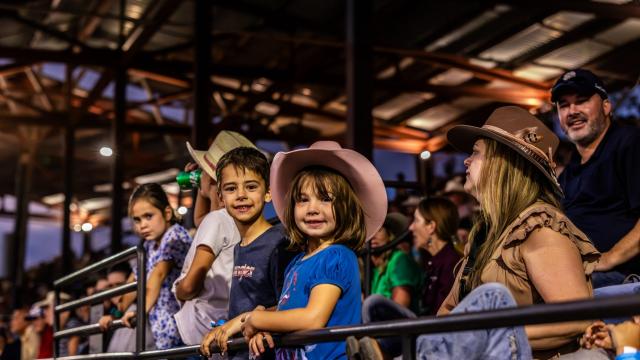 kids at rodeo