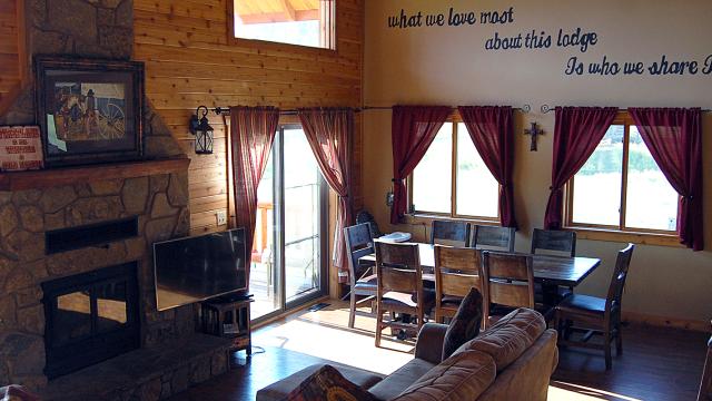 Mickelson Trail Lodging