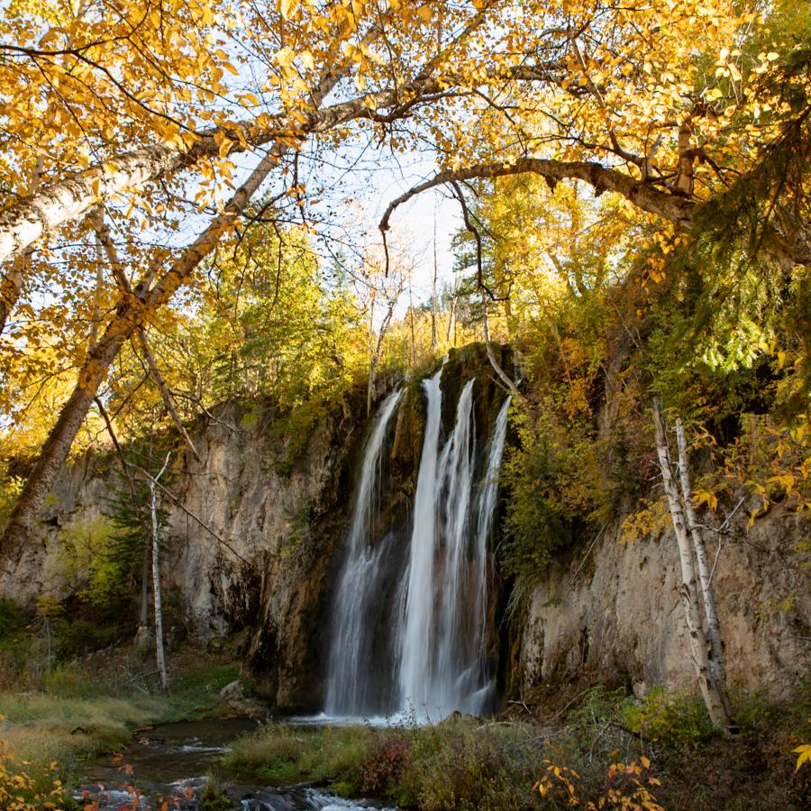 Spearfish falls in full color